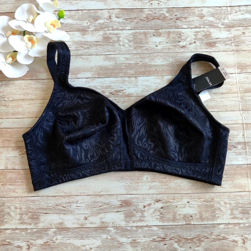 Deyllo black unlined wirefree bra bralette size 40DD 40E NWT